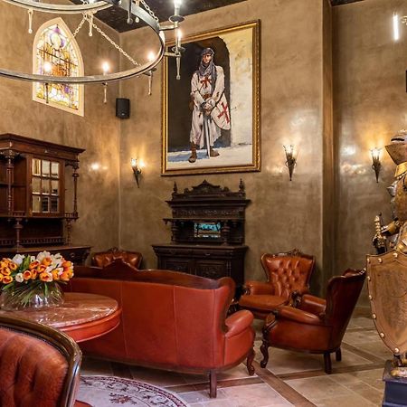 Alchemist Residence Von Goldenburg Belashtitsa 외부 사진