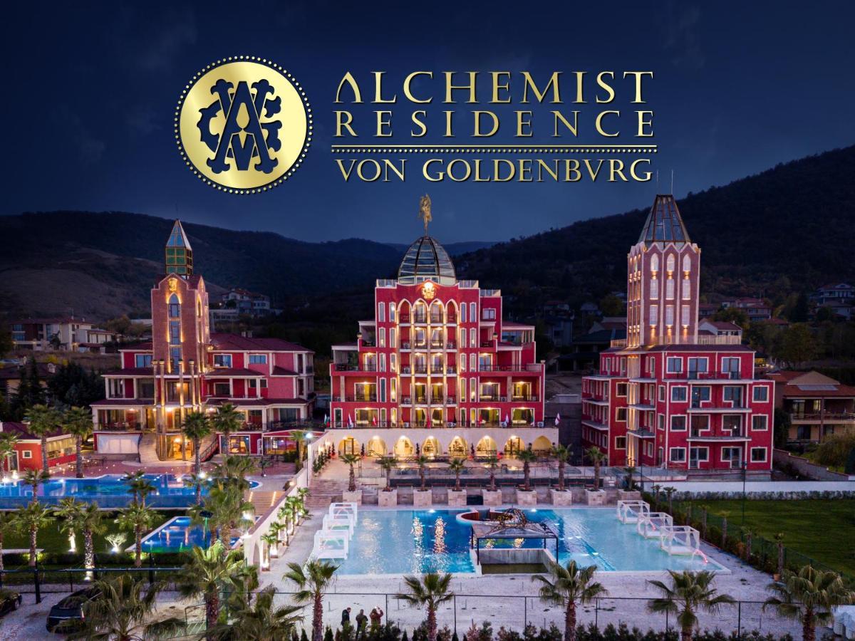Alchemist Residence Von Goldenburg Belashtitsa 외부 사진